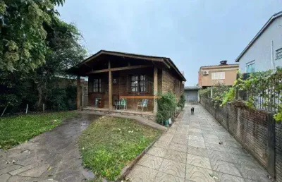 Casa localizada no bairro nossa senhora das graças/canoas