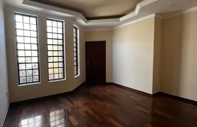 Excelente casa à venda na rua do  hospital são joaquim