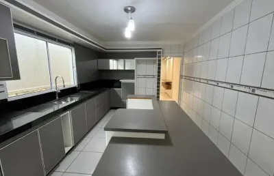 Casa com 2 quartos à venda no Jardim Paulistano, Franca 