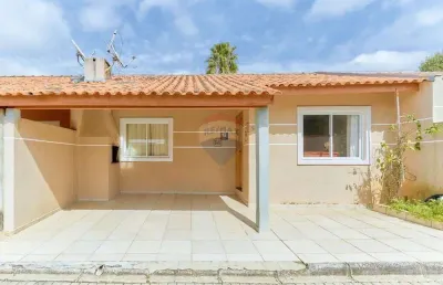 Casa em condomínio fechado com 2 quartos à venda na Rua Rodolfo Bernardelli, 381, Uberaba, Curitiba