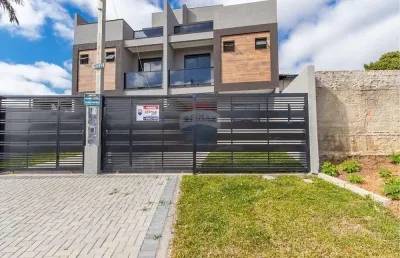 Sobrado 3 quartos com suíte e quintal na região tranquila do xaxim.