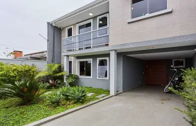 Casa com 3 quartos à venda na rua angélica erthal kucek, 488, sítio cercado, curitiba, 200 m2 por r$ 860.000