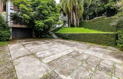 Casa com 5 quartos à venda na rua major saul de carvalho chaves, 515, santa cândida, curitiba, 440 m2 por r$ 1.490.000