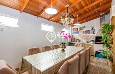Casa com 3 quartos à venda na rua waldemar kost, 2189, hauer, curitiba por r$ 760.000