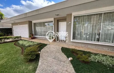 Casa com 4 quartos à venda na major claro américo guimarães, 315, jardim social, curitiba por r$ 2.000.000