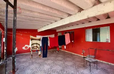Casa térrea 2 quartos e 2 vagas jd. botucatu | casas para renda | investimento e moradia | excelente oportunidade | agende a sua visita