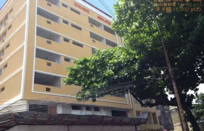 Prédio à venda na Praça Maciel Pinheiro, Boa Vista, Recife