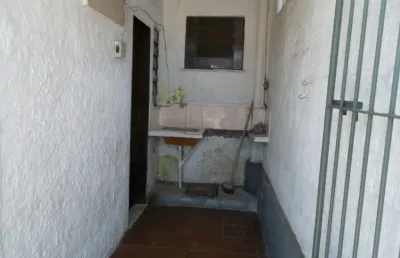 Casa com 2 quartos para alugar no Mutuá, São Gonçalo 