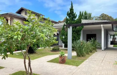 Venda casa em condomínio com 4 quartos e 1 suíte na morada da praia, bertioga-sp - 229m² - 2 vagas de garagem!