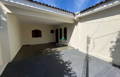 Casa com 3 quartos para alugar na Rua Nhandeara, Eldorado, São José do Rio Preto
