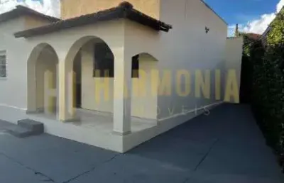 Casa a venda na vila xavier, proxima ao jau e igreja santo antonio.