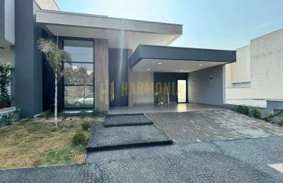 Linda casa recem construida a venda no condominio village damha 3