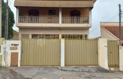 Casa com 3 quartos à venda no Jardim Pinheiros (Vila Xavier), Araraquara 