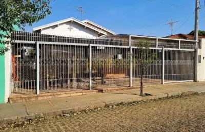Casa com 2 quartos à venda no Centro, Araraquara 