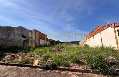 Terreno à venda na Vila Santana, Araraquara 