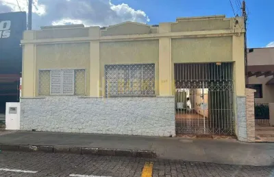 Casa com 3 quartos à venda no Centro, Araraquara 