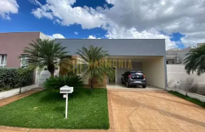 Casa em condomínio fechado com 3 quartos à venda no Residencial Village Damha, Araraquara 