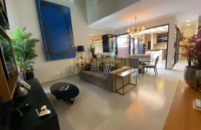 Linda casa a venda ou locacao no condominio portal das tipuanas