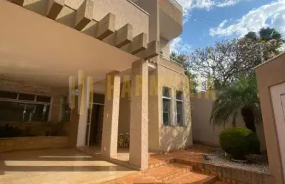 Casa com 4 quartos à venda no Jardim das Roseiras, Araraquara 