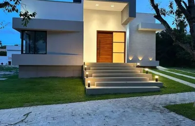 Casa nova em condomínio, gravatá, 4 suítes, piscina privativa, área de lazer...