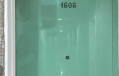 Vendo (r$530.000) ou alugo (r$2.600) clínica odontológica no centro