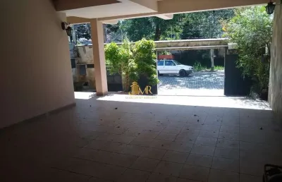 Casa com 3 quartos à venda na Rua Gama Rodrigues, 100, Centro, Guaratinguetá