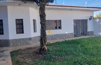 Ponto comercial para alugar na Avenida Doutor Peixoto de Castro, 1650, Cruz, Lorena