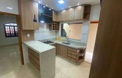 Casa semi mobiliada com planejados à venda, beira rio ii, guaratinguetá, sp