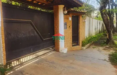 Chácara de luxo à venda ou locação em salto-sp, bairro condomínio fechado piccolo paese: 2 suítes, 3 salas, 3 banheiros, 300m².
