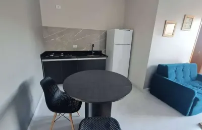 Locação flat mobiliado. jardim aruan, caraguatatuba. unidade 07.