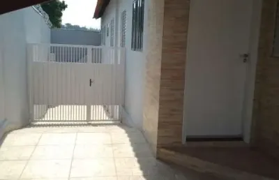 Casa térrea com 4 quartos na vila rio branco em jundiaí