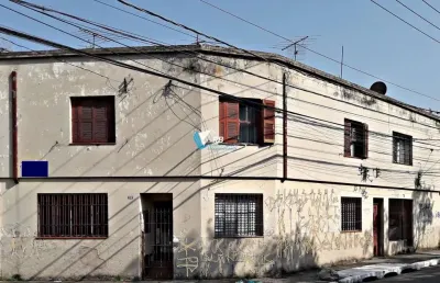 Casa (assobradada) para venda, 7 dorm(s), 4 wc, 200 m²