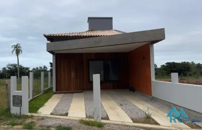 Casa com 1 quarto à venda na rodovia grp 490, 1, ressacada, garopaba por r$ 636.000