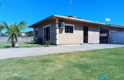 Casa com 2 quartos à venda na geral da ressacada, 1, ressacada, garopaba por r$ 550.000