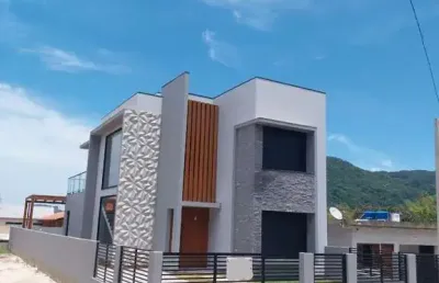 Casa com 3 quartos à venda na rua osório pio do nascimento, 01, siriú, garopaba por r$ 1.850.000