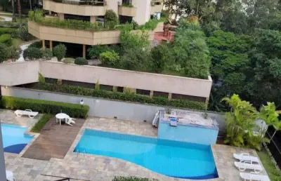 Vendo lindo apt em área nobre , 3 qts sendo 1 suite.