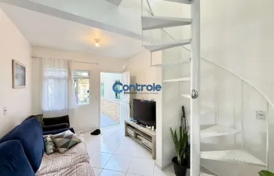 Casa com 4 quartos à venda na rua dos bacuparis, 250, madri, palhoça por r$ 550.000