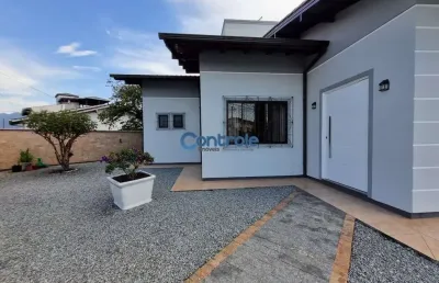 Casa com 3 quartos à venda na lauro rosar, 100, aririu, palhoça por r$ 1.050.000