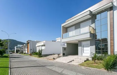 Casa em condomínio fechado com 3 quartos à venda na sc 407, 2545, deltaville, biguaçu por r$ 1.200.000