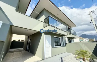 Casa com 2 quartos à venda na marcos danete, 7, nova palhoça, palhoça por r$ 530.000