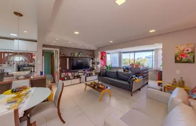 Apartamento 3 dormitórios com suíte, vista para o guaíba no cristal.