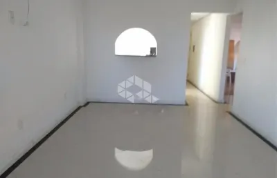 Apartamento 2 quartos c/ garagem no bairro menino deus