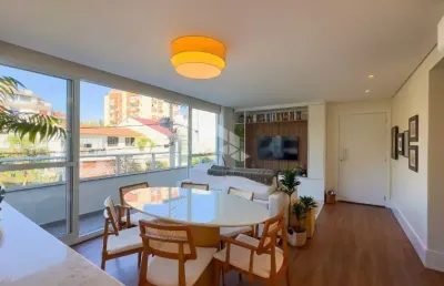 Belo apartamento desenhado por arquiteto no coração do bairro menino deus