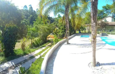 Linda chacara 3000 m² com piscina - ivoturucaia / jundiai sp