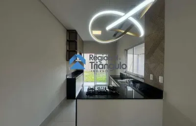 Casa com 3 quartos à venda no Loteamento Petrópolis, Uberaba 