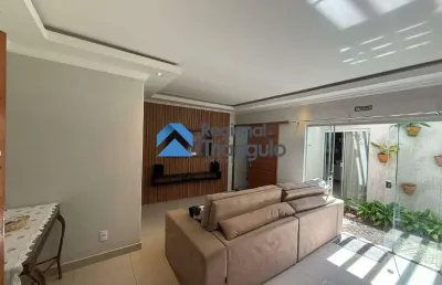 Casa com 3 quartos à venda no Olinda, Uberaba 