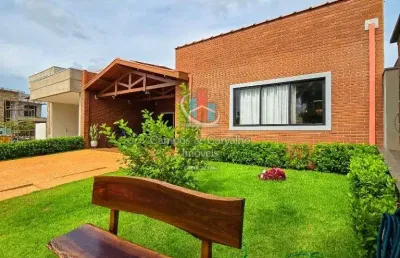 Casa terrea no condominio vivendas da mata – jatoba  localizada na rua francisco ignacio da silva neto, no 265, esta casa oferece conforto e praticidade em um dos condominios mais procurados da regiao