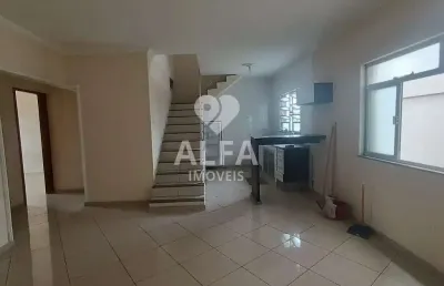 Cobertura aconchegante: com 3 dormitórios, sendo um suíte, churrasqueira e uma vaga