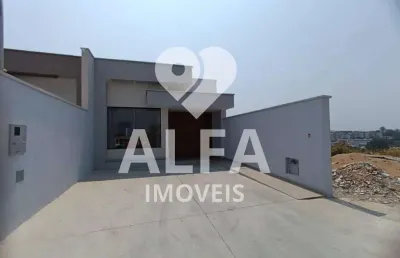 Conforto e estilo: casa com três dormitórios e suíte em ótima localização.