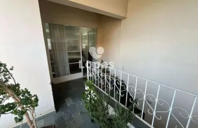 Casa no grogotó, próximo ao centro, 3 quartos 1  suíte à venda